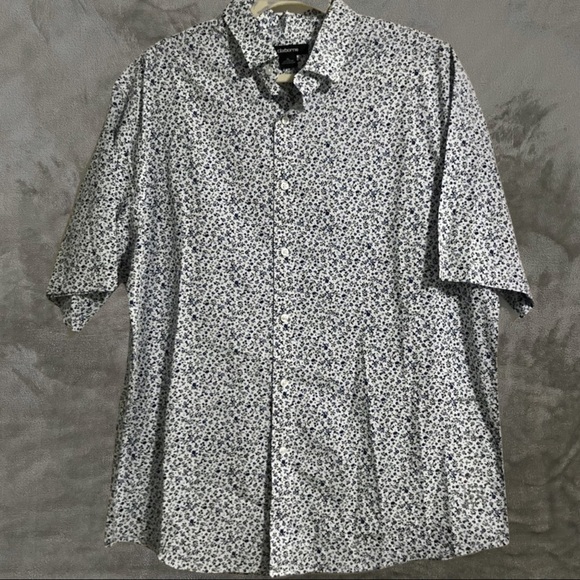 Claiborne White Blue Floral Short Sleeve Button Up Shirt Size XL - Picture 1 of 6